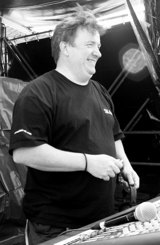 people020 people020